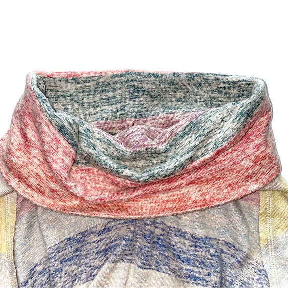 SOLD 💕Chelsea & Theodore Supersoft Striped Sweater - Picture 7 of 12